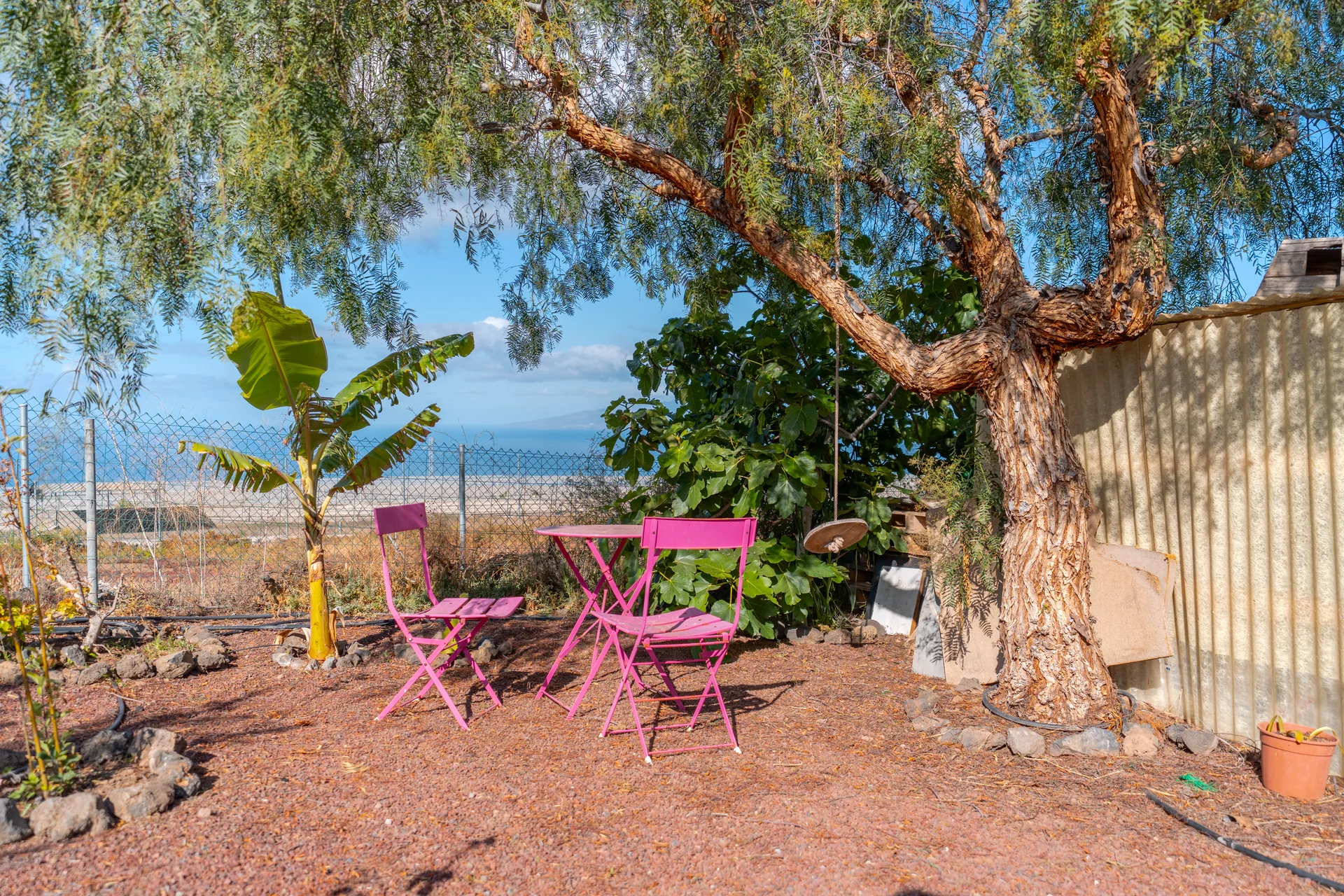 Finca rústica con 2 casas, piscina y vistas panorámicas al mar y La Gomera en Chío