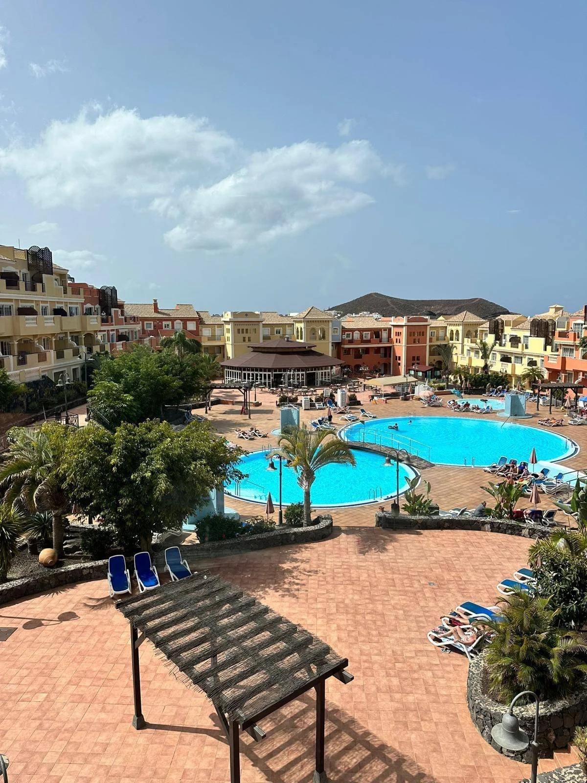 Apartamento de 2 hab. con gran terraza en Residencial Granada Park