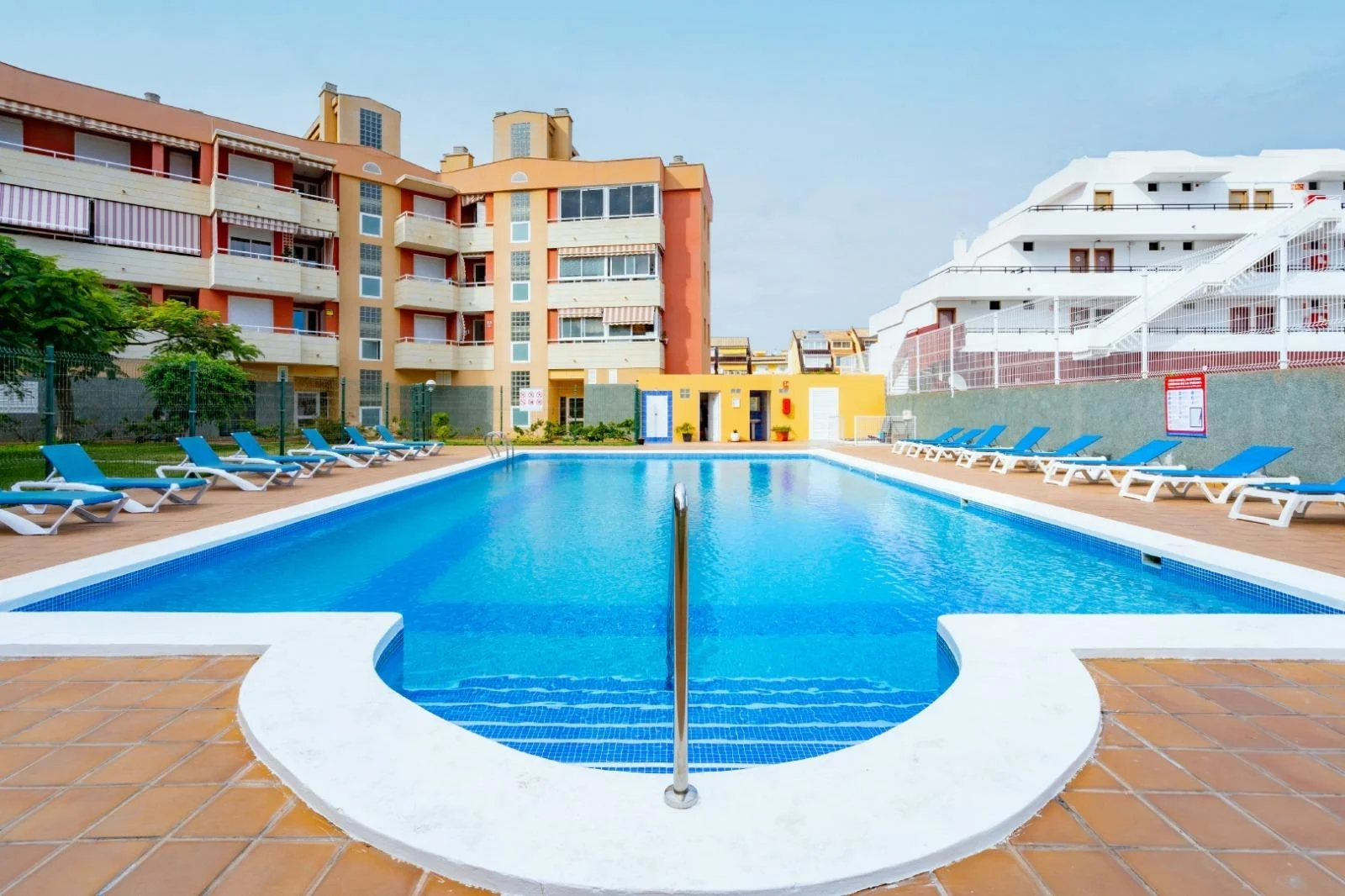Magnifico piso,  situado en el corazón de Las Américas cerca de Playa Las Vistas